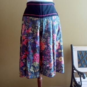 Sold High waist Vintage floral culottes